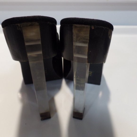 well worn jante clear lucite heel on wooden platforms! - Picture 3 of 11